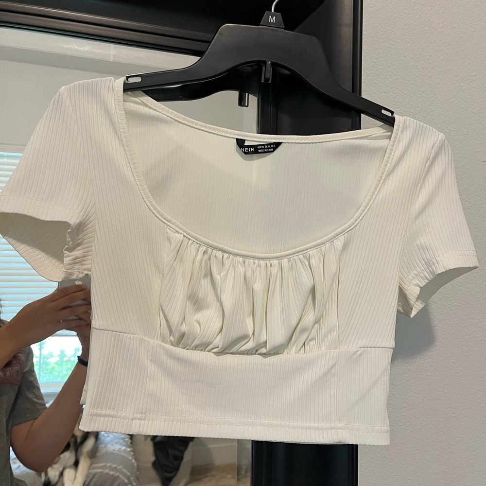 SHEIN Crop Top
